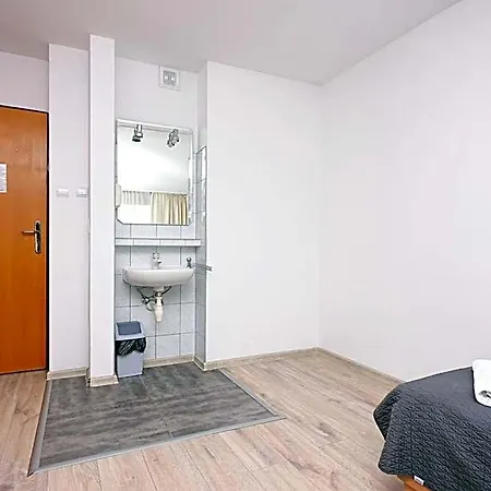 Hotel Dom Polonii 2*
